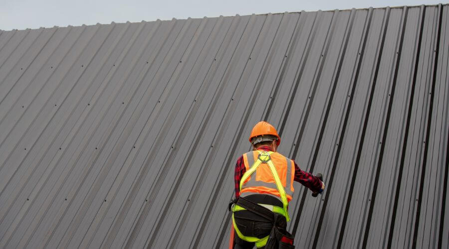 Professional gutter cleaning in Peshastin, WA